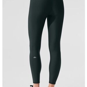 NWT 7/8 High-Waist Airlift Legging charcoal green medium